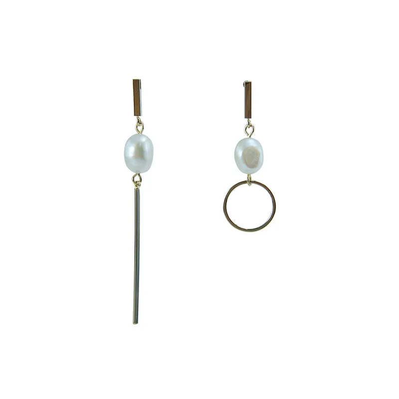 Irregular Cutout and circle Gold Pull-Thru Earrings